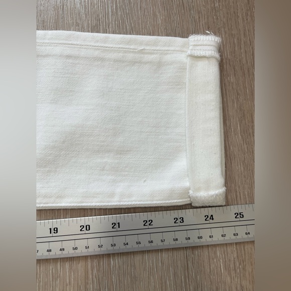 7 For All Mankind White Crop Josefina Jeans size 25 - Picture 8 of 12